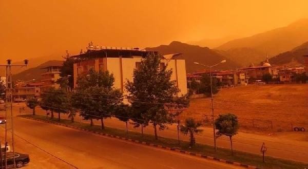 Meteoroloji'den kritik uyarı geldi. Türkiye'yi toz bulutu vuracak. İşte Türkiye geneli toz bulutunun etkili olacağı bölgeler... - Resim : 4