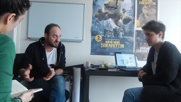 Yurtdışında ‘kötü kedi’yi kim seslendirecek? Yönetmenleri hangi filmlerden etkilendiler? Çizeri karakterini sinemada beğendi mi? Şerafettin’i sinemada yaratan ekip Medyatava’ya anlattı! - Resim : 3