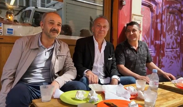 Cem Uzan bomba dolar tahmini ile gündem olmuştu. Cem Uzan bu sefer seçim için düğmeye bastı. Cem Uzan seçim startını verdi