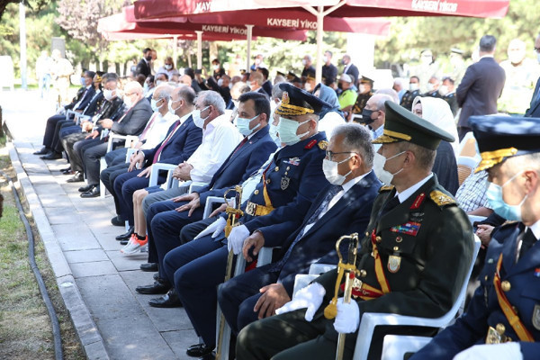 Kayseri’deki 30 Ağustos törenlerinde kriz: Atatürk'ün adı anılmadı