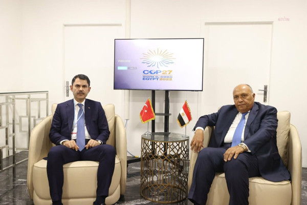 Türkiye ile Mısır arasında kritik görüşme. Bakan Murat Kurum ile  Mısır Dışişleri Bakanı Semih Shoukri bir araya geldi
