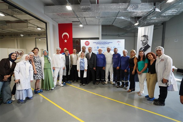 İBB Halk Ekmek'in glütensiz üretim binası açıldı