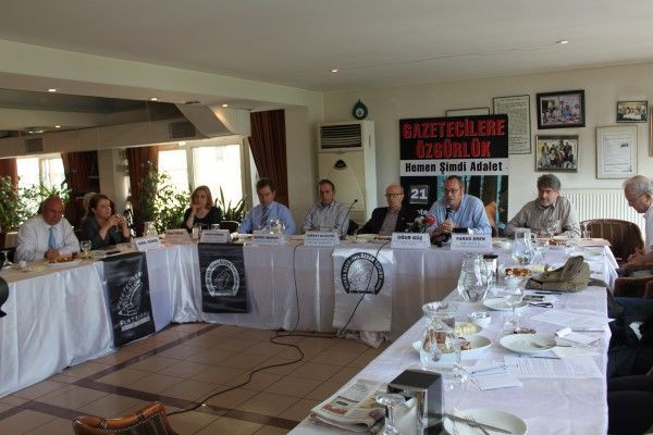 'Erdoğan gazetecilere dava açma rekoru kırdı' - Resim : 2