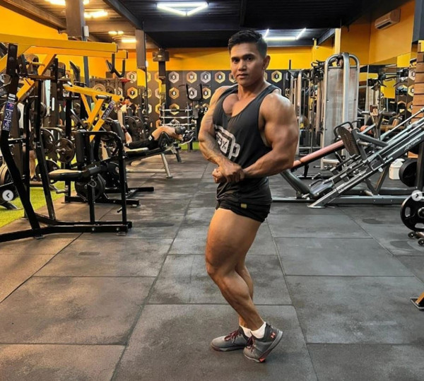 Ünlü sporcunun korkunç ölümü! Halterin altında kaldı. O anlar saniye saniye kaydedildi