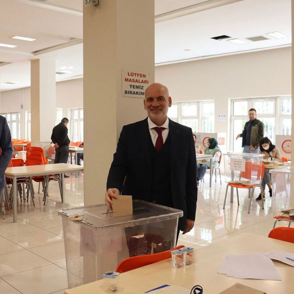 Ankara Barosu'nda seçim sonuçlandı. Ankara Barosu Başkanı Mustafa Köroğlu oldu - Resim : 2