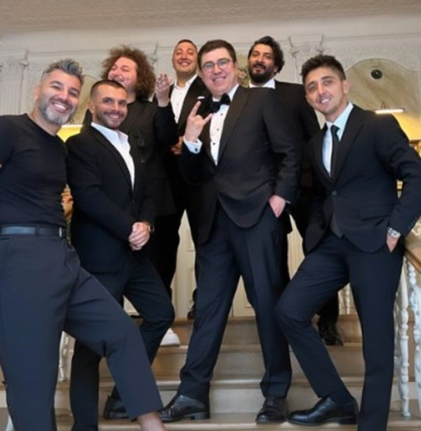 Demet Özdemir ile Oğuzhan Koç evlendi! İşte Demet Özdemir ile Oğuzhan Koç'un nikahından ilk fotoğraflar... Acun Ilıcalı ile Faruk Turgut nikah şahidi oldu - Resim : 5