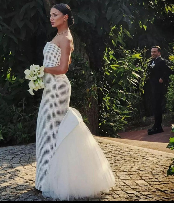 Demet Özdemir ile Oğuzhan Koç evlendi! İşte Demet Özdemir ile Oğuzhan Koç'un nikahından ilk fotoğraflar... Acun Ilıcalı ile Faruk Turgut nikah şahidi oldu - Resim : 3