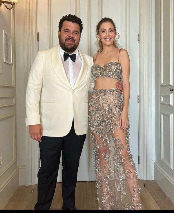 Demet Özdemir ile Oğuzhan Koç evlendi! İşte Demet Özdemir ile Oğuzhan Koç'un nikahından ilk fotoğraflar... Acun Ilıcalı ile Faruk Turgut nikah şahidi oldu - Resim : 8