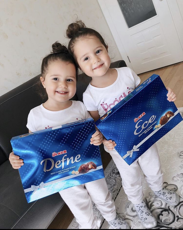Ülker Defne çikolatası yok diye ağlayan çocuğa büyük sürpriz