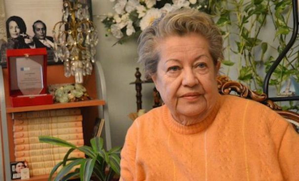 Şair Zühal Tekkanat hayatını kaybetti