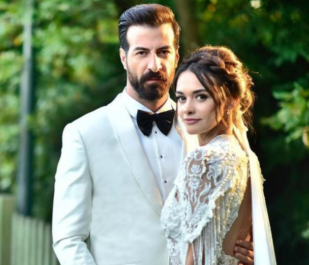 Ünlü çift evlendi!