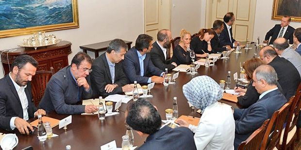 Erdoğan o gün ne söylemişti? Ahmet Şık 'İplerin koptuğu gece'yi yazdı