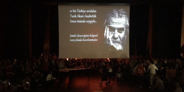 Türk sinemasının efsanesi Tarık Akan uğurlandı