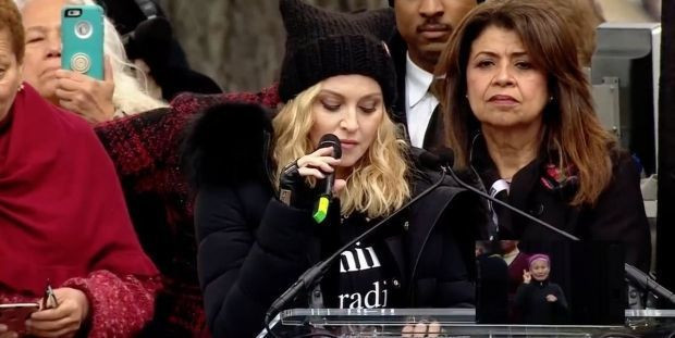 Trump bu defa da Madonna’yı hedef aldı: 'İğrenç biri!'