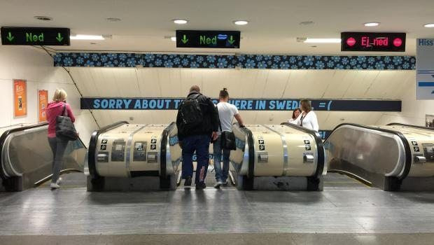 Göçmen karşıtı reklamlar tepki çekti! - Resim : 2