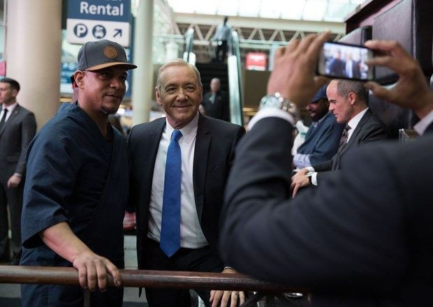 Obama'nın fotoğrafçısı House of Cards'a transfer oldu - Resim : 5