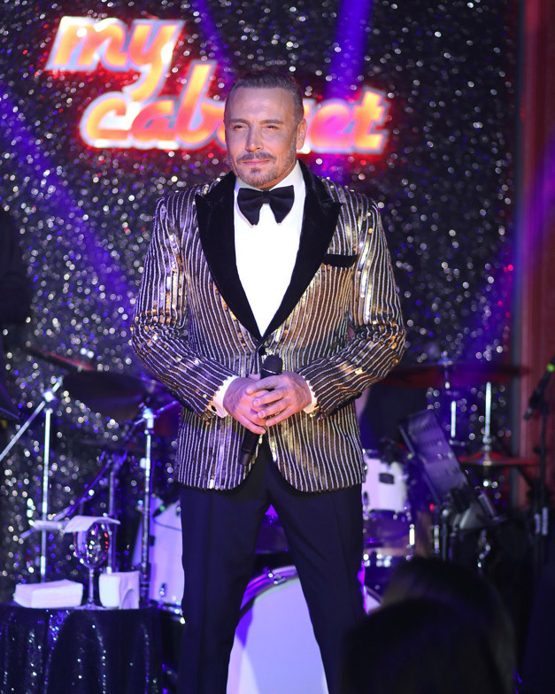 Gündeme gelmeye çalışan erkekler Cenk Eren ‘i örnek alsınlar