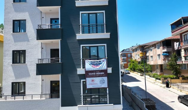 Bakan Kurum’dan yarısı bizden paylaşımı: 'Gönüller rahat, yuvalar huzurlu!' - Resim : 3