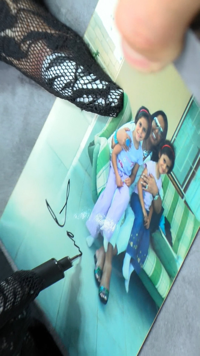 Bülent Ersoy, 20 yıl önce fotoğraf çekildiği kız kardeşlerle bir araya geldi - Resim : 2