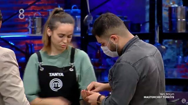 MasterChef'te zor anlar! Yarışmacı fenalaştı