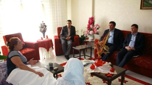 Bakan'dan gazeteciye ziyaret