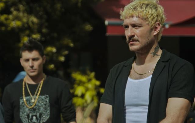 Merakla beklenen “Üç Kuruş” dizisinden afiş geldi: Üç Kuruş dizisi nerede çekildi? İşte Üç Kuruş dizisi konusu ve oyuncuları! - Resim : 9