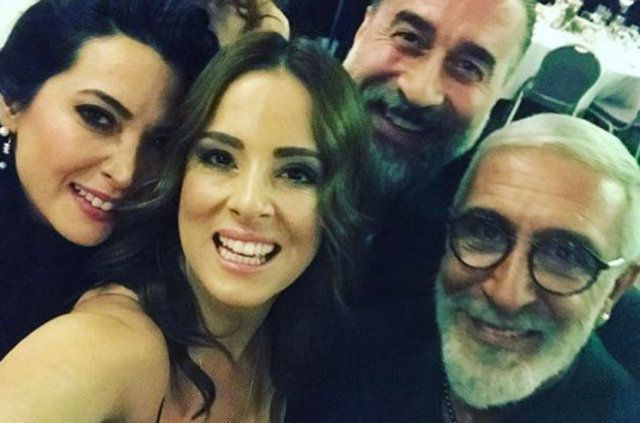 Ünlü oyuncu beşinci kez nikah masasında - Resim : 2