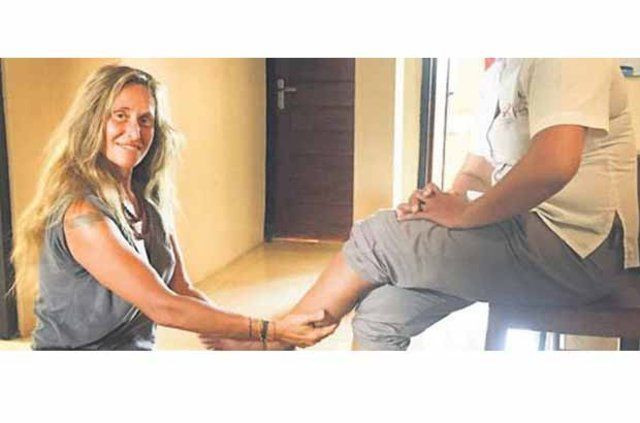 Bennu Gerede masaj terapisti oldu