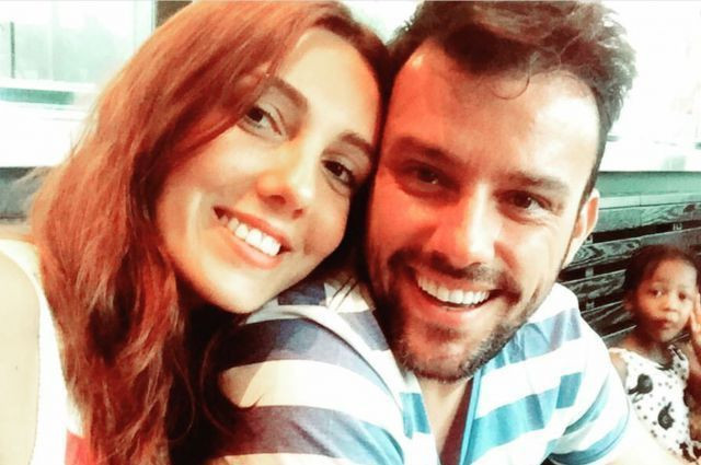 İstanbullu Gelin dizisinde hangi başrol oyuncusu kendi eşiyle aşk yaşayacak?