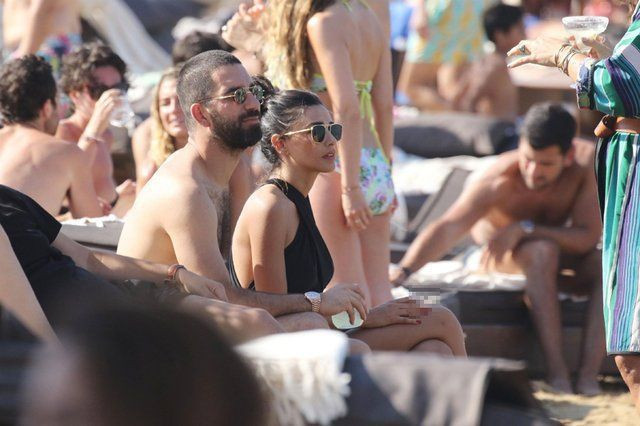 Arda Turan ve Aslıhan Doğan tatilde! - Resim : 2