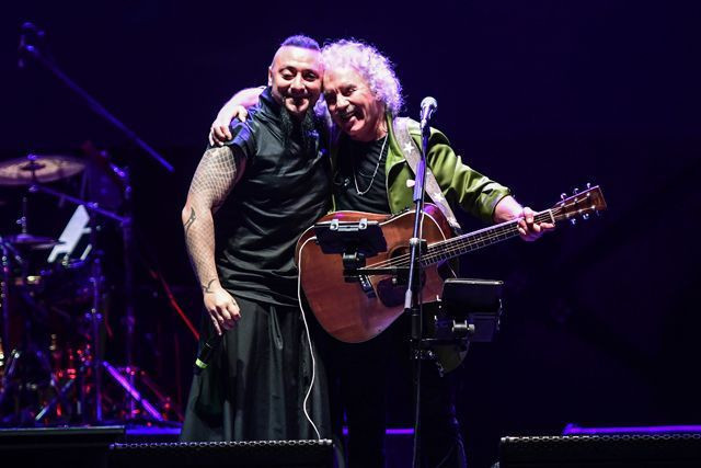 Yeni Türkü 40. yıl konserine yıldız yağmuru! - Resim : 4