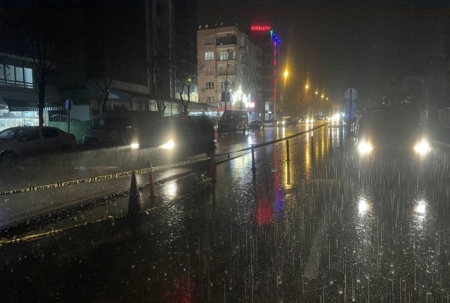 Şanlıurfa'da sağanak etkili oluyor - Resim : 2