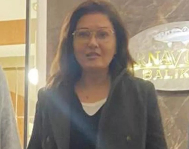 Nurgül Yeşilçay makyajsız fotoğrafıyla olay oldu - Resim : 3