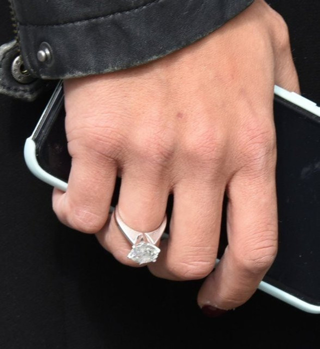 Öykü Çelik ile İsmail Berhan çiftinden kötü haber! - Resim : 2