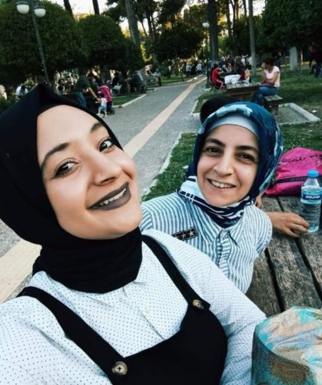 Hatay'da enkazdan 40'ıncı saatte kurtarılan depremzededen yürek yakan sözler: Eşim ve 2 oğlum yanımda öldü, tek isteğim kızım bulunsun - Resim : 3