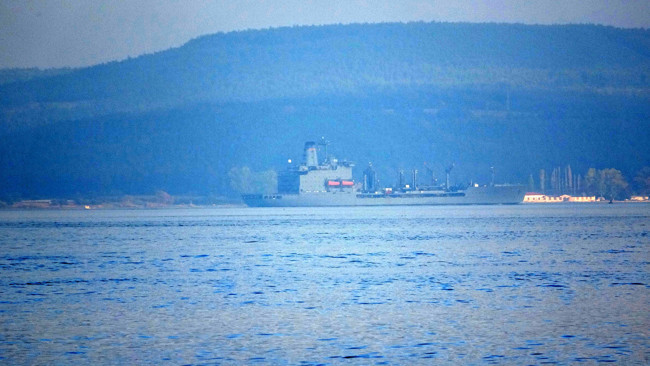 ABD savaş gemisi Çanakkale Boğazı'ndan geçti