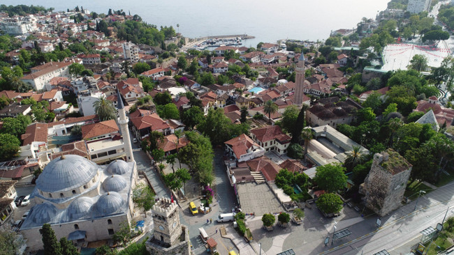 10 bin kişinin yaşadığı mahalleden sadece 75 kişi oy kullanıyor. Bu mahallede ki insanlar nereye gidiyor? En erken oy oranı o mahalleden gelecek - Resim : 2