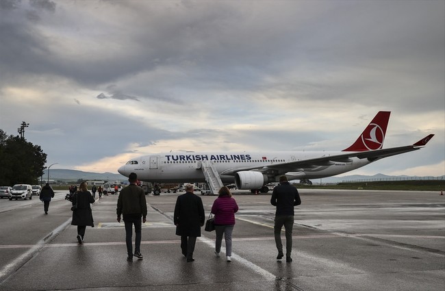 Yurt dışı oyları Türkiye'ye geldi