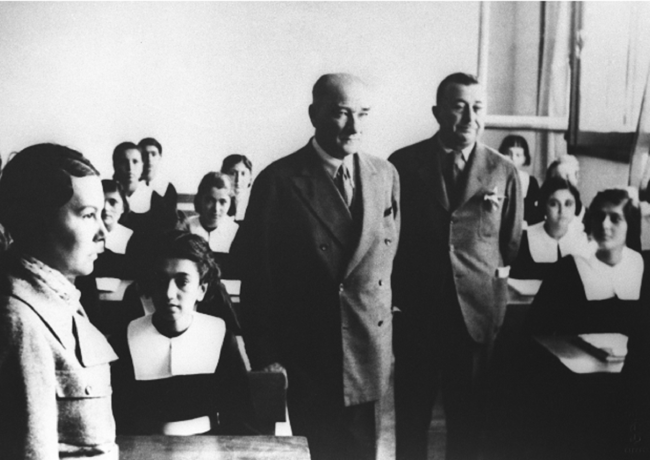 Kurtuluş meşalesi 104 yıl önce Samsun'da yakıldı! Atatürk'ün, "1919 yılı Mayısının 19’uncu günü Samsun’a çıktım" sözleriyle anlattığı, Türk milletinin kaderini değiştiren ilk adımın üzerinden 104 yıl geçti - Resim : 2