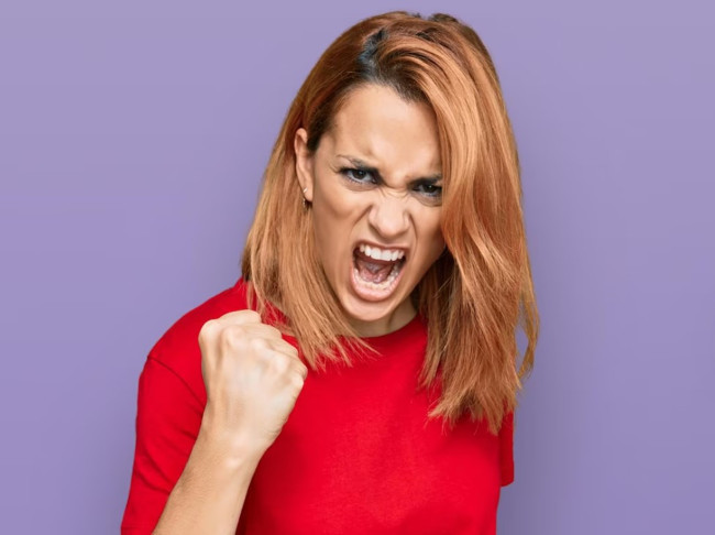 Bu belirtilere aman dikkat: Zehirli tiroid hastalığına sahip olmanız an meselesi. Uzman isimden önemli uyarılar geldi