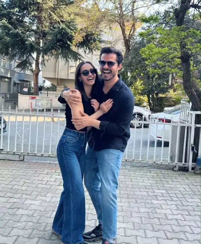 Berk Atan ve Sude Zülal Güler çiftinden kötü haber: Takibi bıraktılar