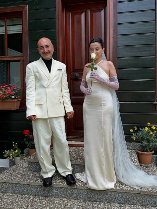 Melike Şahin aşka geldi: Bütün yıllar bizim olsun kocam