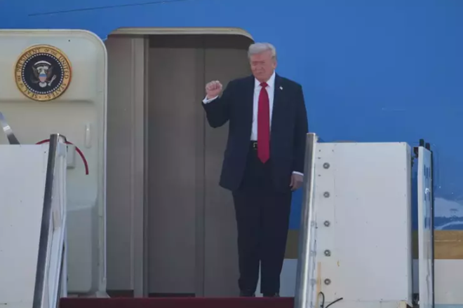 ABD Başkanı Trump İsrail'de! Çok sayıda bakan ve Netanyahu karşıladı - Resim : 2