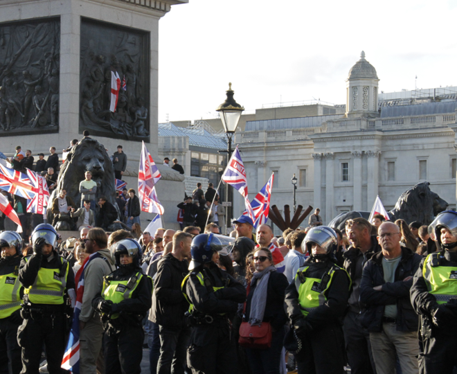 Londra'daki protesto ortalığı karıştırdı! Çok sayıda polis yaralandı…