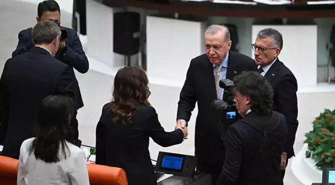 Erdoğan’dan sürpriz görüşme: Yeni yasama yılı açılışına damga vuran fotoğraf - Resim : 3