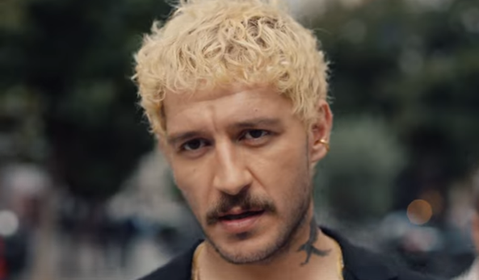 Merakla beklenen “Üç Kuruş” dizisinden afiş geldi: Üç Kuruş dizisi nerede çekildi? İşte Üç Kuruş dizisi konusu ve oyuncuları! - Resim : 2