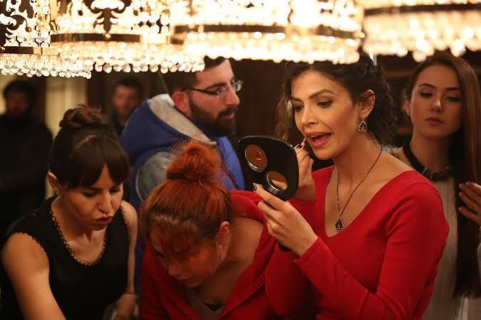 Dizi oyuncuları seti ele geçirdi