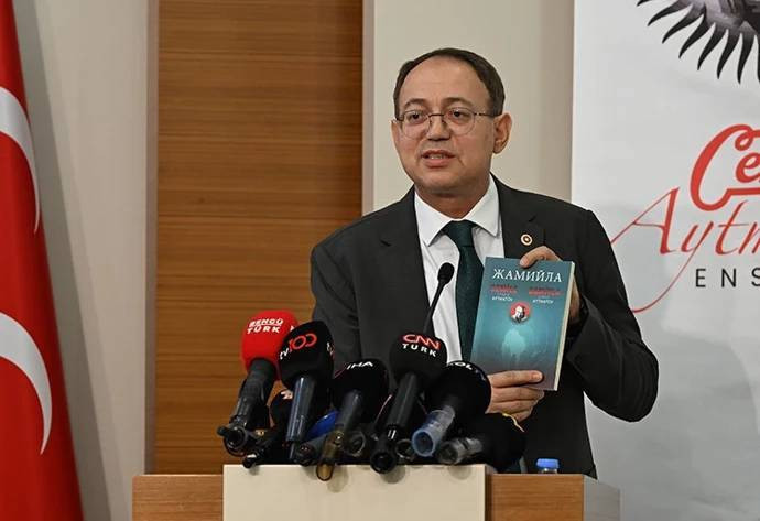 Cengiz Aytmatov’un “Cemile”si ortak Türk Alfabesiyle yeniden doğdu! Tanıtımı MHP Genel Merkezi'nde yapıldı! - Resim : 2