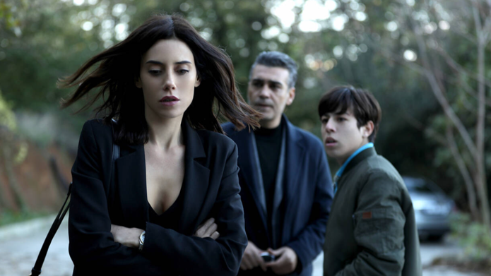 Sadakatsiz 40. Bölüm yayınlandı: Sadakatsiz 40. Bölüm Kanal D izleme linki