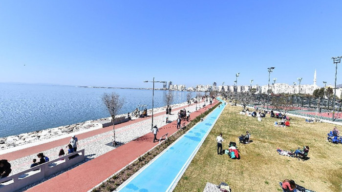 İzmir'in Bu Semtine Resmen Akın Var